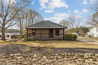 669 Leather Street, Buford, GA 30518