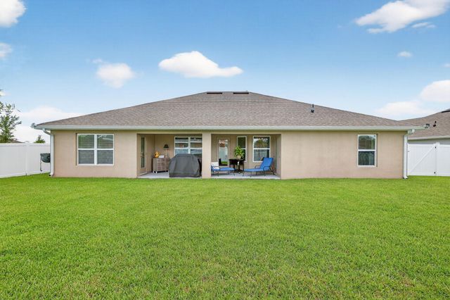 8652 Waterstone Boulevard, Fort Pierce, FL 34951