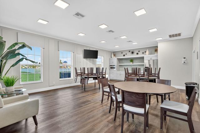 8652 Waterstone Boulevard, Fort Pierce, FL 34951