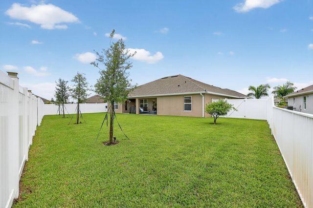 8652 Waterstone Boulevard, Fort Pierce, FL 34951