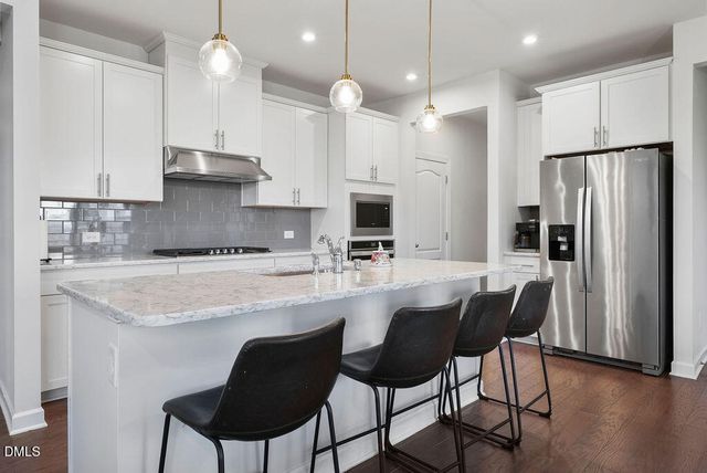 2904 Karpathos Court, Apex, NC 27502