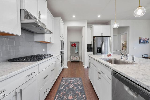 2904 Karpathos Court, Apex, NC 27502