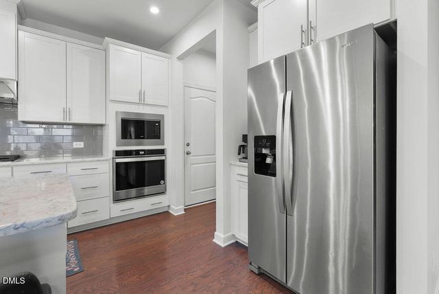 2904 Karpathos Court, Apex, NC 27502