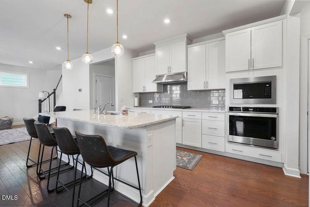 2904 Karpathos Court, Apex, NC 27502