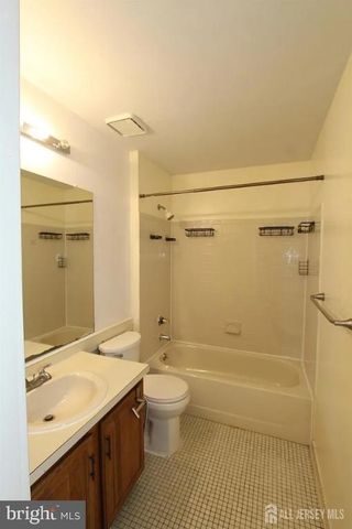 1105 ASPEN DR, Plainsboro, NJ 08536
