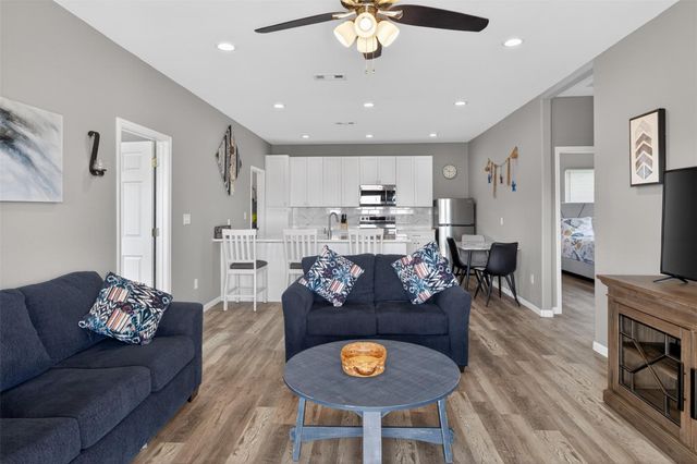 971 Meynig Drive, Crystal Beach, TX 77650