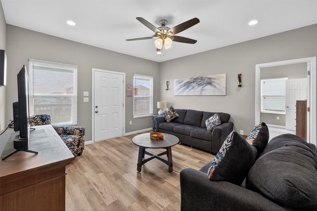 971 Meynig Drive, Crystal Beach, TX 77650