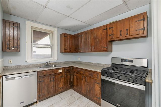 293 Albion St, Wakefield, MA 01880
