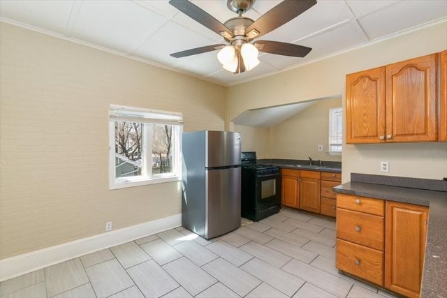 293 Albion St, Wakefield, MA 01880