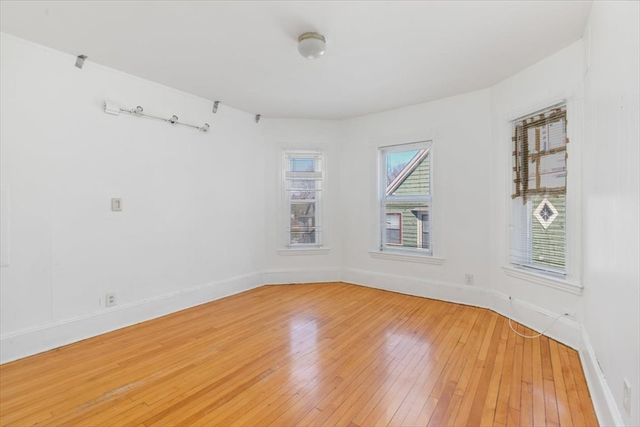 293 Albion St, Wakefield, MA 01880