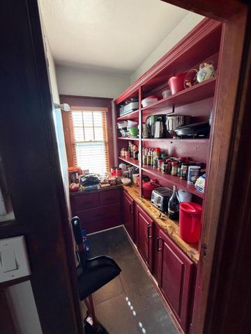 2807 N 36th STREET, Milwaukee, WI 53210