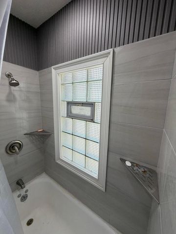 2807 N 36th STREET, Milwaukee, WI 53210