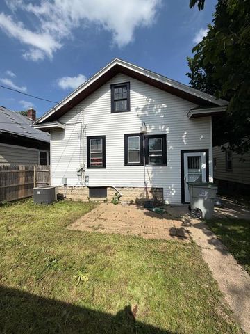 2807 N 36th STREET, Milwaukee, WI 53210