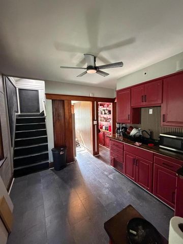 2807 N 36th STREET, Milwaukee, WI 53210