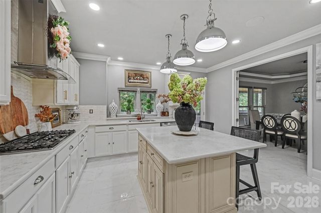 14832 Brighton Place, Charlotte, NC 28227