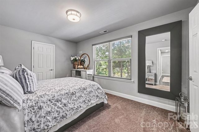 14832 Brighton Place, Charlotte, NC 28227