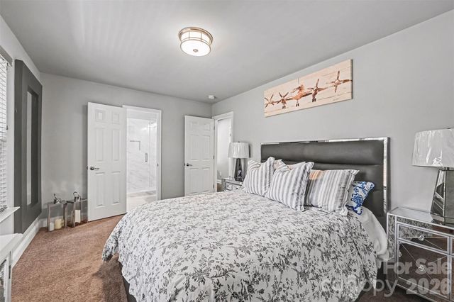14832 Brighton Place, Charlotte, NC 28227