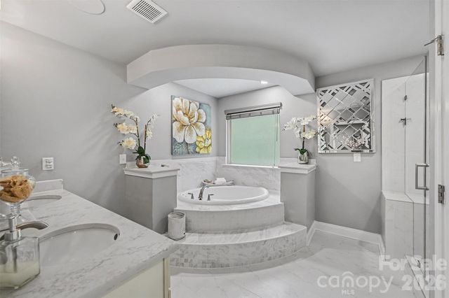 14832 Brighton Place, Charlotte, NC 28227