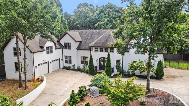 14832 Brighton Place, Charlotte, NC 28227