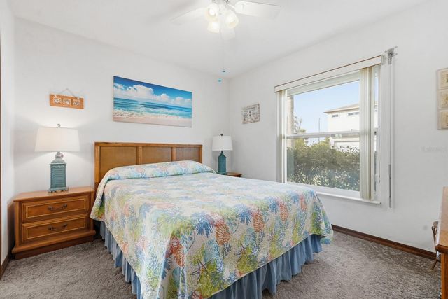 33 OCEAN BREEZE CIRCLE, Ormond Beach, FL 32176