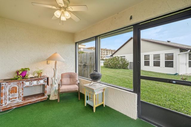 33 OCEAN BREEZE CIRCLE, Ormond Beach, FL 32176