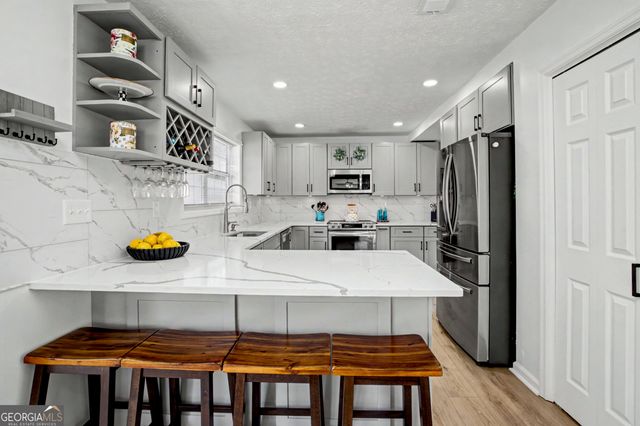 308 Calgary Drive, Peachtree City, GA 30269