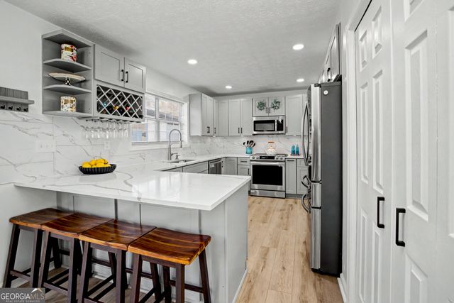 308 Calgary Drive, Peachtree City, GA 30269