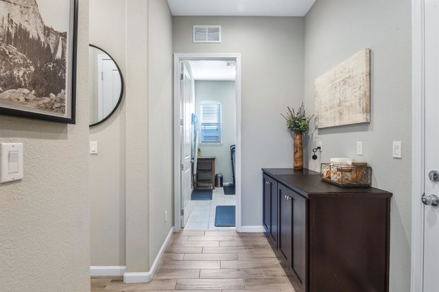 500 Brinwood Way, Oakley, CA 94561