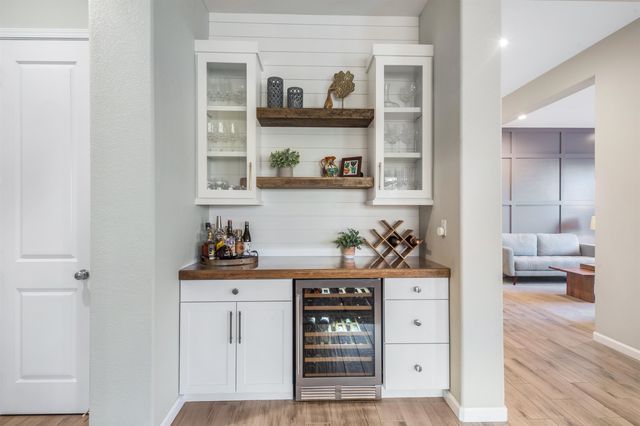 500 Brinwood Way, Oakley, CA 94561