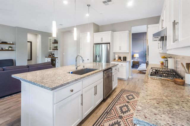 500 Brinwood Way, Oakley, CA 94561