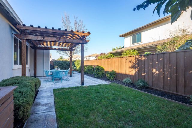 500 Brinwood Way, Oakley, CA 94561