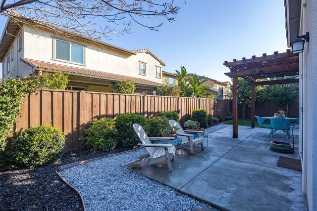 500 Brinwood Way, Oakley, CA 94561