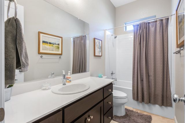 500 Brinwood Way, Oakley, CA 94561