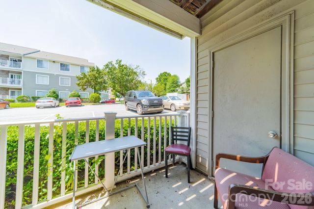 9519 University Terrace Drive A, Charlotte, NC 28262