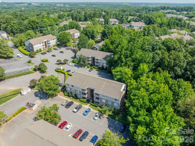 9519 University Terrace Drive A, Charlotte, NC 28262