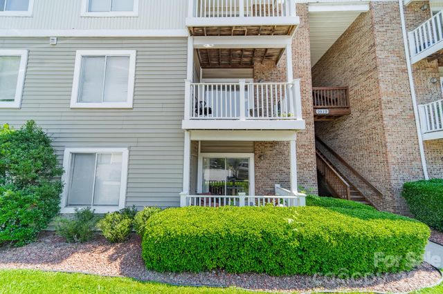 9519 University Terrace Drive A, Charlotte, NC 28262