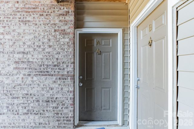 9519 University Terrace Drive A, Charlotte, NC 28262