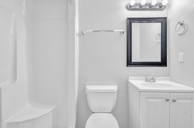 6307 Thornhedge Drive, Riverdale, GA 30296