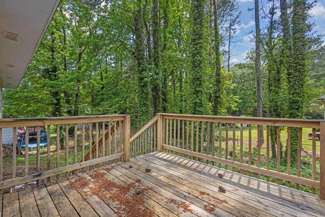 6307 Thornhedge Drive, Riverdale, GA 30296
