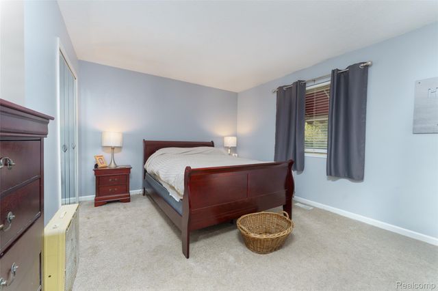 680 S 680 s hacker Road, Genoa Township, MI 48114