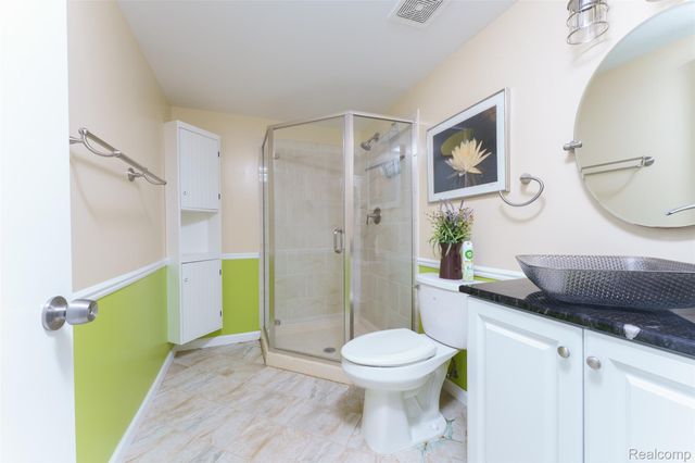 680 S 680 s hacker Road, Genoa Township, MI 48114