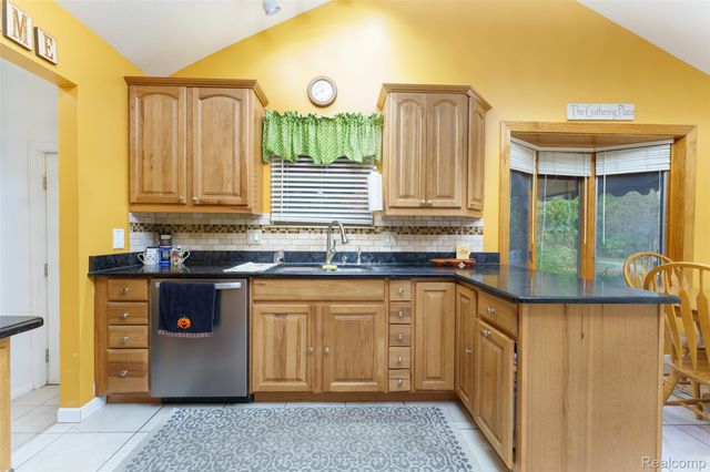 680 S 680 s hacker Road, Genoa Township, MI 48114