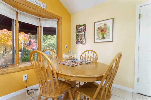 680 S 680 s hacker Road, Genoa Township, MI 48114