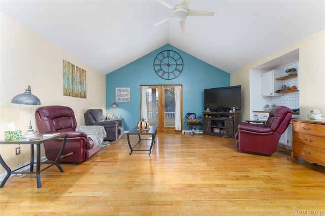 680 S 680 s hacker Road, Genoa Township, MI 48114