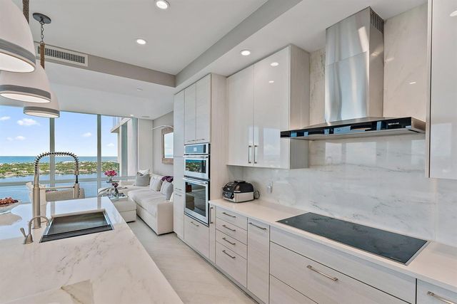 1 Water Club Way 2003, North Palm Beach, FL 33408