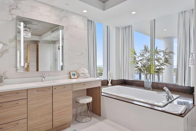 1 Water Club Way 2003, North Palm Beach, FL 33408