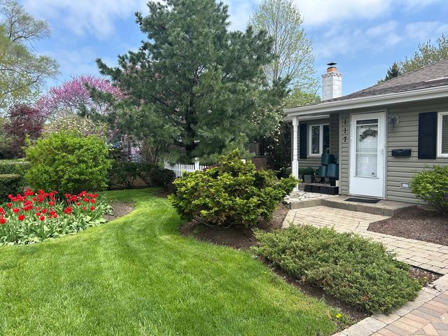 117 S Westmore Meyers Road, Lombard, IL 60148