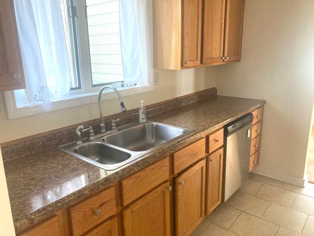 117 S Westmore Meyers Road, Lombard, IL 60148