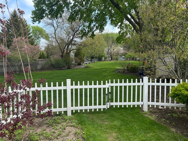 117 S Westmore Meyers Road, Lombard, IL 60148