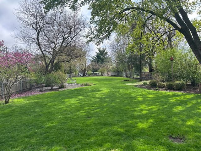 117 S Westmore Meyers Road, Lombard, IL 60148